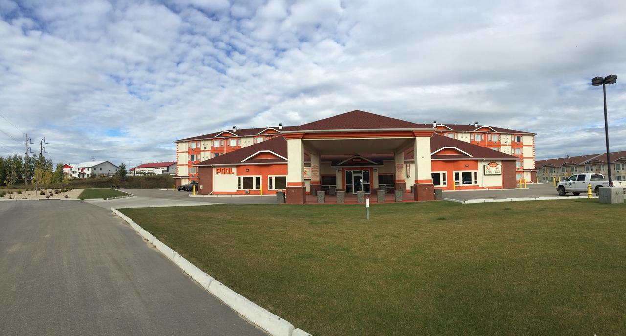 New Imperial Suites Whitecourt Bagian luar foto