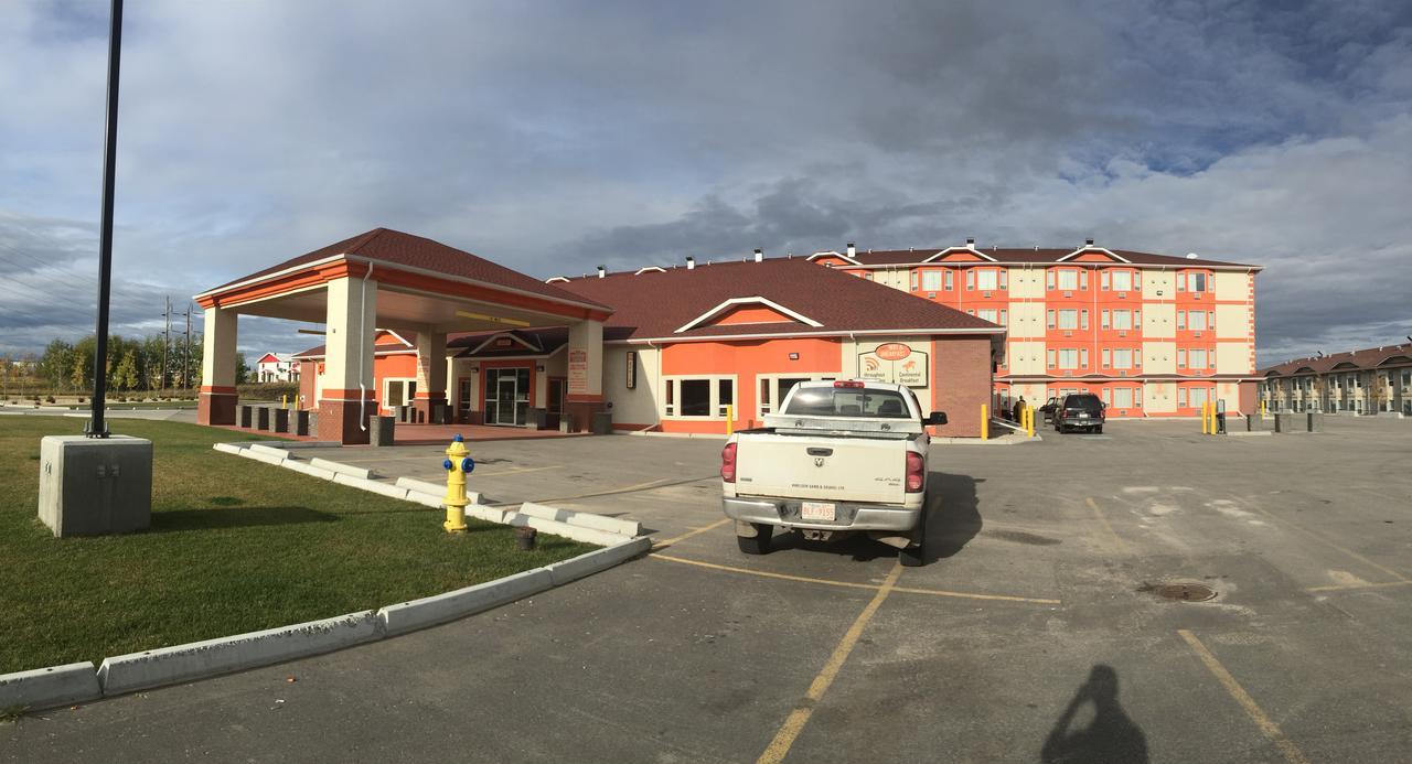 New Imperial Suites Whitecourt Bagian luar foto