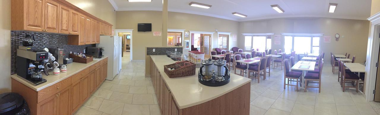 New Imperial Suites Whitecourt Bagian luar foto